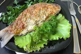 Карась в сметане в духовке