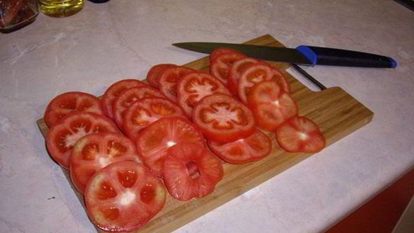 ШАГ 4. карп тушенный с помидорами