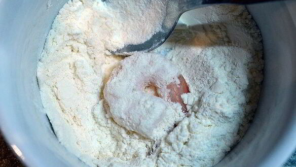 ШАГ 7. хрустящие креветки с сырным соусом