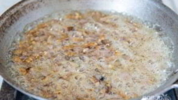 ШАГ 2. креветки в меду