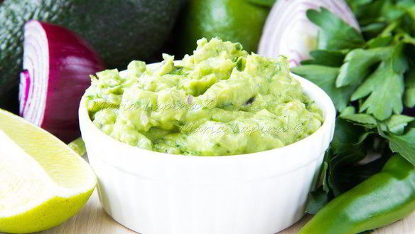 ШАГ 5. креветки в панировке с соусом гуакамоле