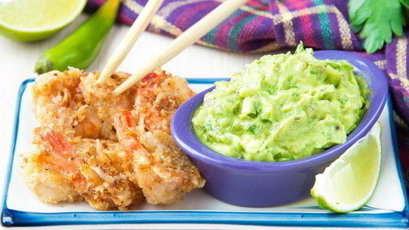 ШАГ 7. креветки в панировке с соусом гуакамоле