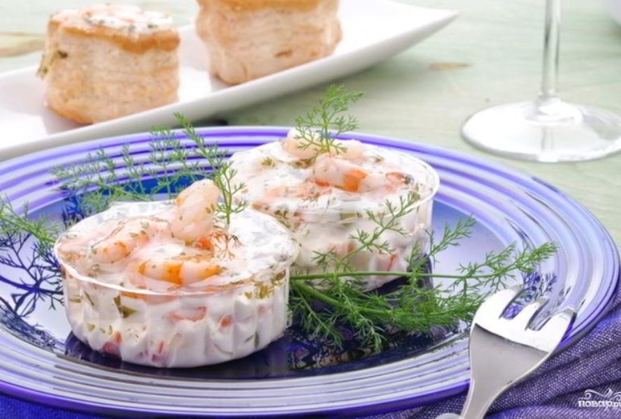 Креветки в сырно-чесночном соусе