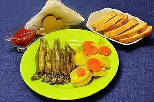 Мойва с картошкой в духовке