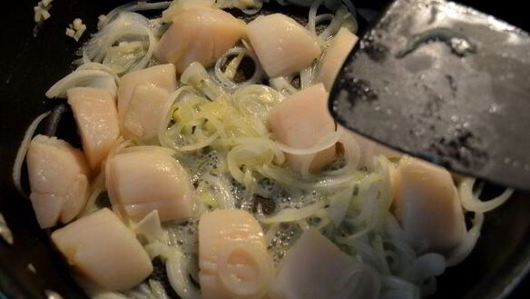 ШАГ 4. морские гребешки с зеленой фасолью