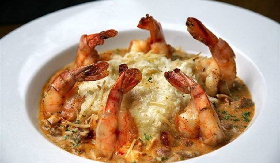 Рецепт острые креветки с голубым сыром и сельдереем