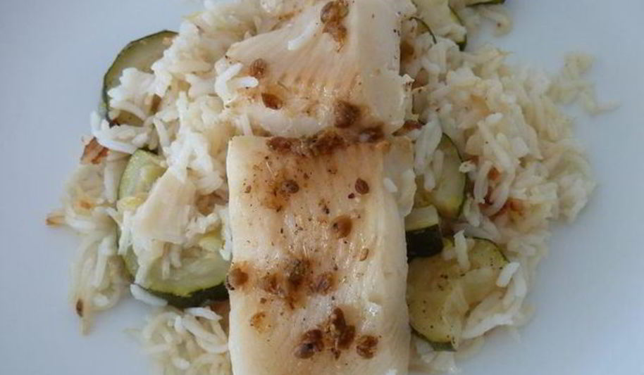 Рецепт пикантная рыба с лимонным рисом