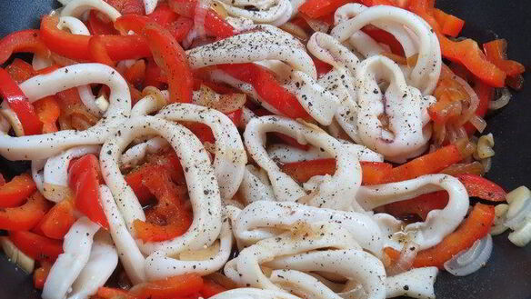 ШАГ 9. пряные кальмары