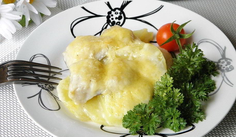 Рецепт рыба под соусом бешамель в духовке