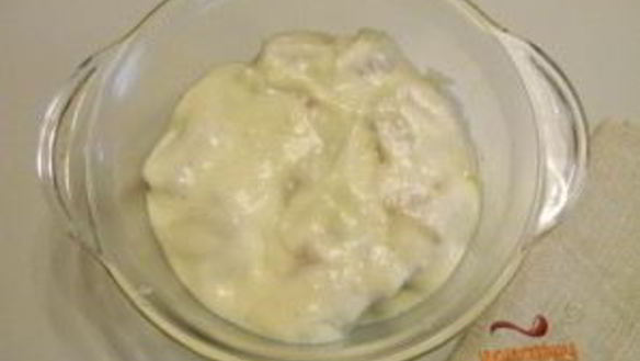 ШАГ 6. рыба под соусом бешамель в духовке