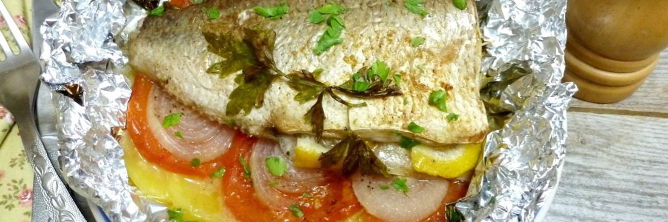 Рыба с овощами в духовке