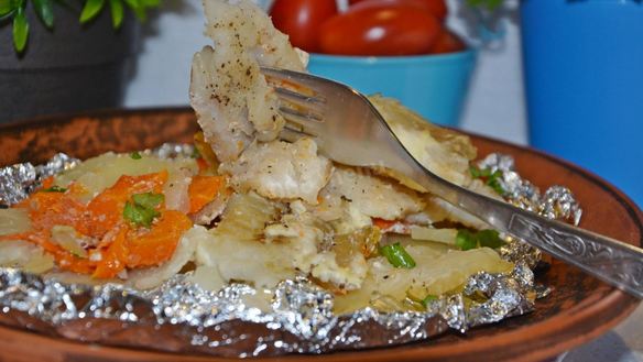 ШАГ 11. рыба в фольге с картошкой