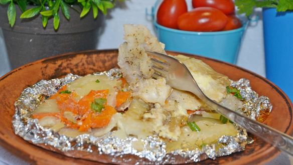 ШАГ 12. рыба в фольге с картошкой