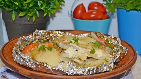 ШАГ 10. рыба в фольге с картошкой