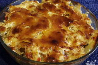 Рыба, запеченная под овощами