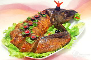 Щука, фаршированная грибами