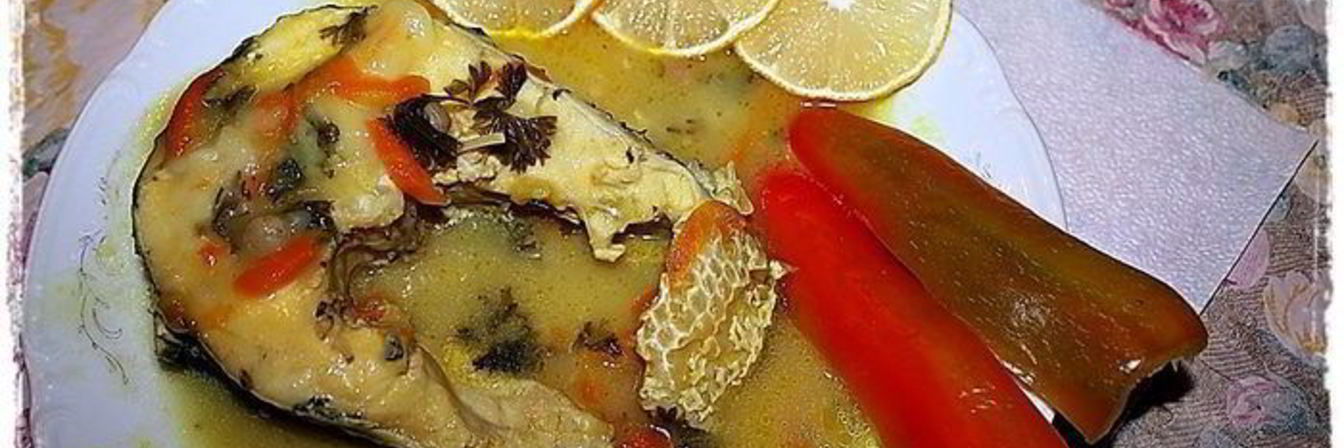 Щука, под жОлтым соусом с шафраном