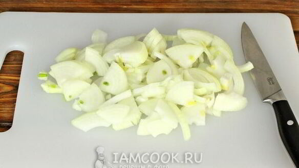 ШАГ 5. щука тушеная в сметане