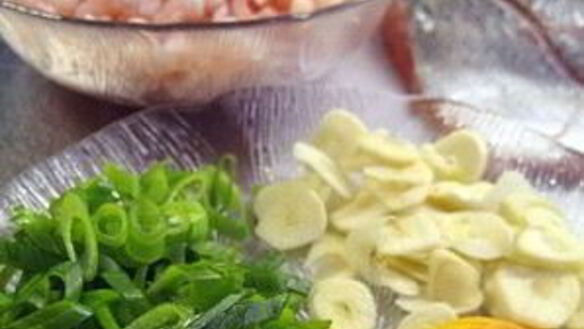 ШАГ 2. семга с креветками