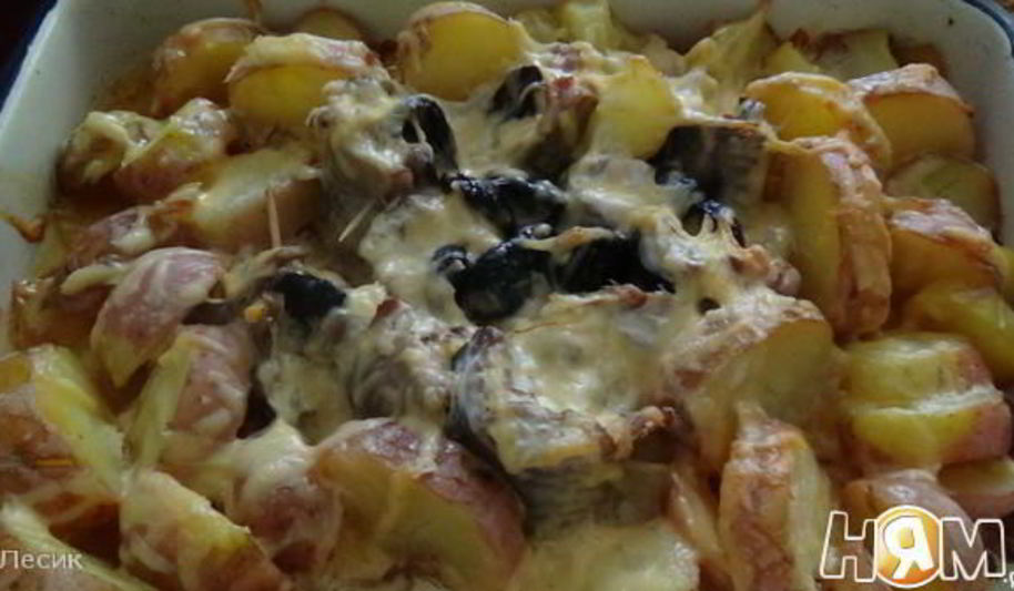 Рецепт скумбрия, запеченная с черносливом