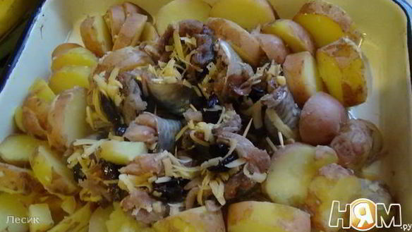 ШАГ 8. скумбрия, запеченная с черносливом