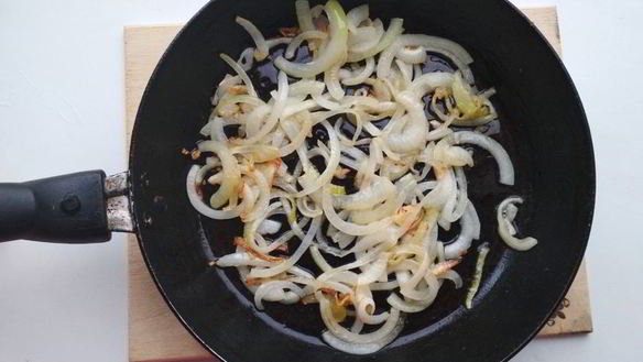 ШАГ 3. скумбрия, запеченная с вишней