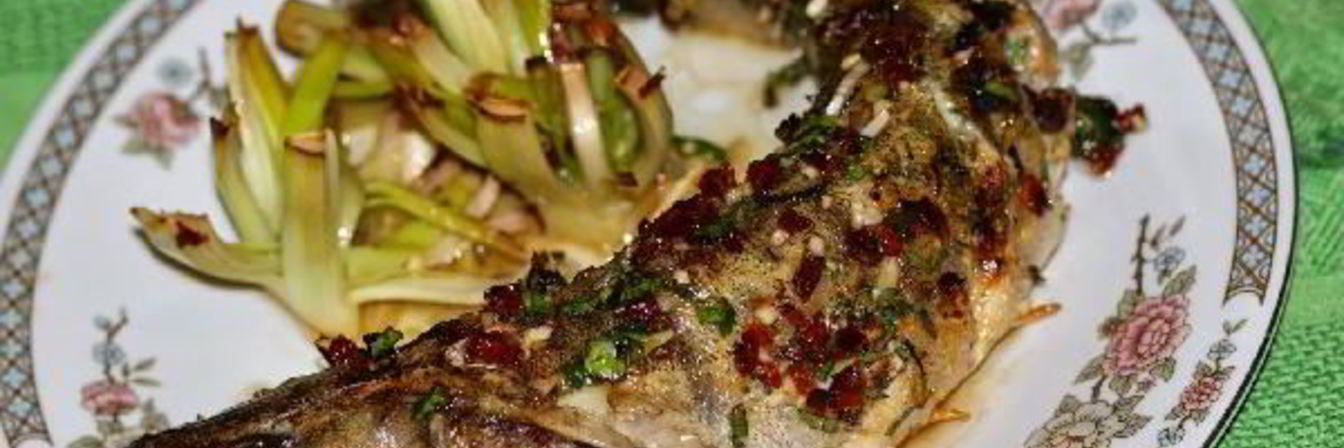 Судак, запеченый на итальянский манер