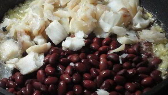 ШАГ 5. треска с фасолью