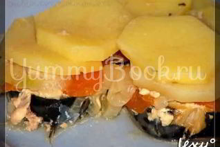 Тушеная рыба с овощами