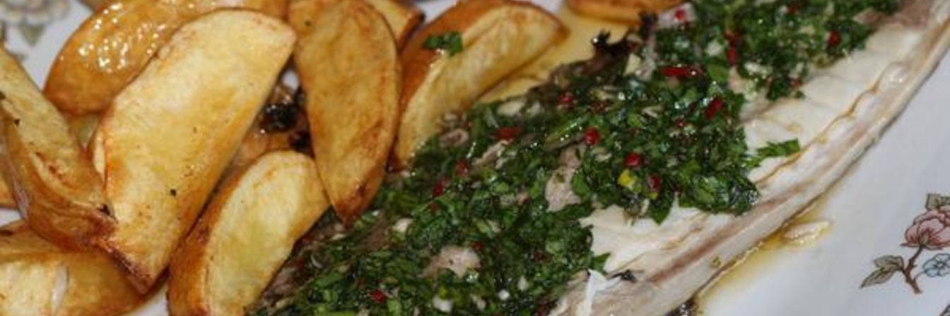 Запеченая скумбрия в соусе чимичурри