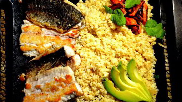 ШАГ 5. жареная рыба со сливочным булгуром