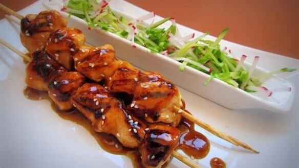 ШАГ 4. куриный шашлычок якитори