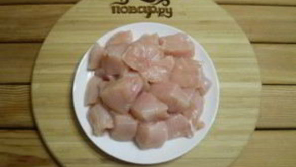 ШАГ 4. куриные шашлычки на шпажках в духовке