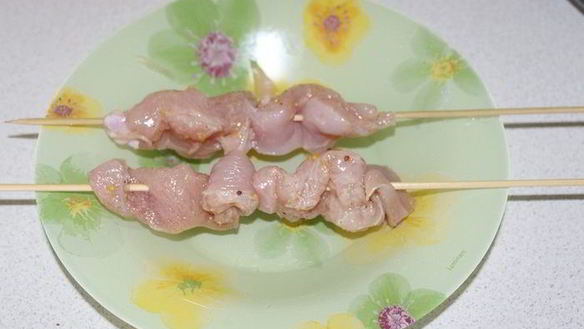 ШАГ 5. куриные шашлычки в соусе наршараб