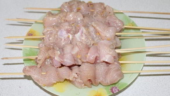 ШАГ 6. куриные шашлычки в соусе наршараб