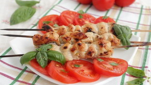 ШАГ 7. куриные шашлычки в соусе наршараб