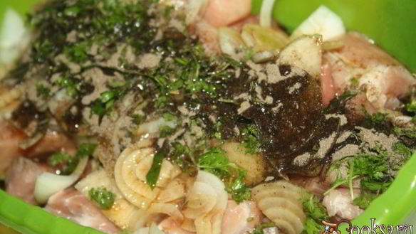 ШАГ 2. маринад для шашлыка с мятой, петрушкой и реганом