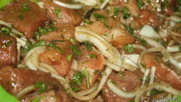 ШАГ 3. маринад для шашлыка с мятой, петрушкой и реганом