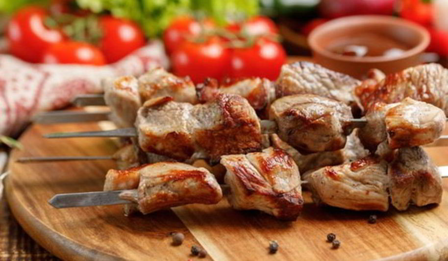 Рецепт пикантный шашлык из свинины с манго