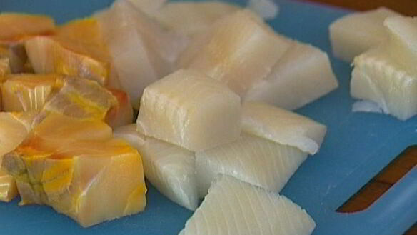 ШАГ 2. шашлычки из белой рыбы