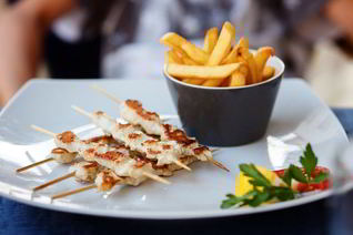 Шашлычки из куриного филе для детей