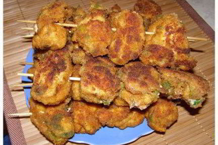 Шашлычки из курицы в панировке