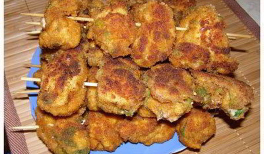 Рецепт шашлычки из курицы в панировке