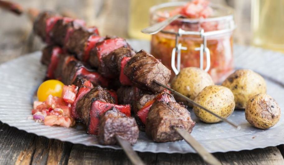 Рецепт шашлык из говядины с острой сальсой