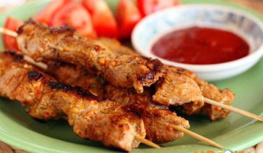 Рецепт шашлык из индейки на шпажках