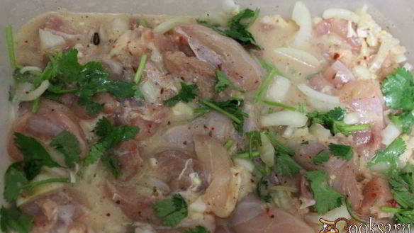 ШАГ 4. шашлык из куриного филе, маринованного в сыворотке