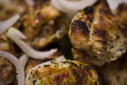 Шашлык из куриных рулетиков