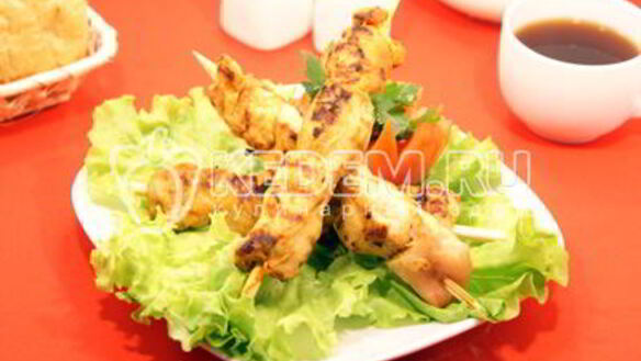 ШАГ 5. шашлык из курицы на сковороде гриль