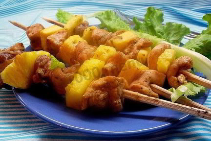 Шашлык из курицы по-гавайски