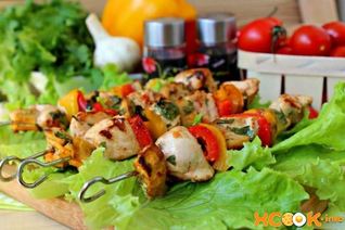 Шашлык куриный с овощами